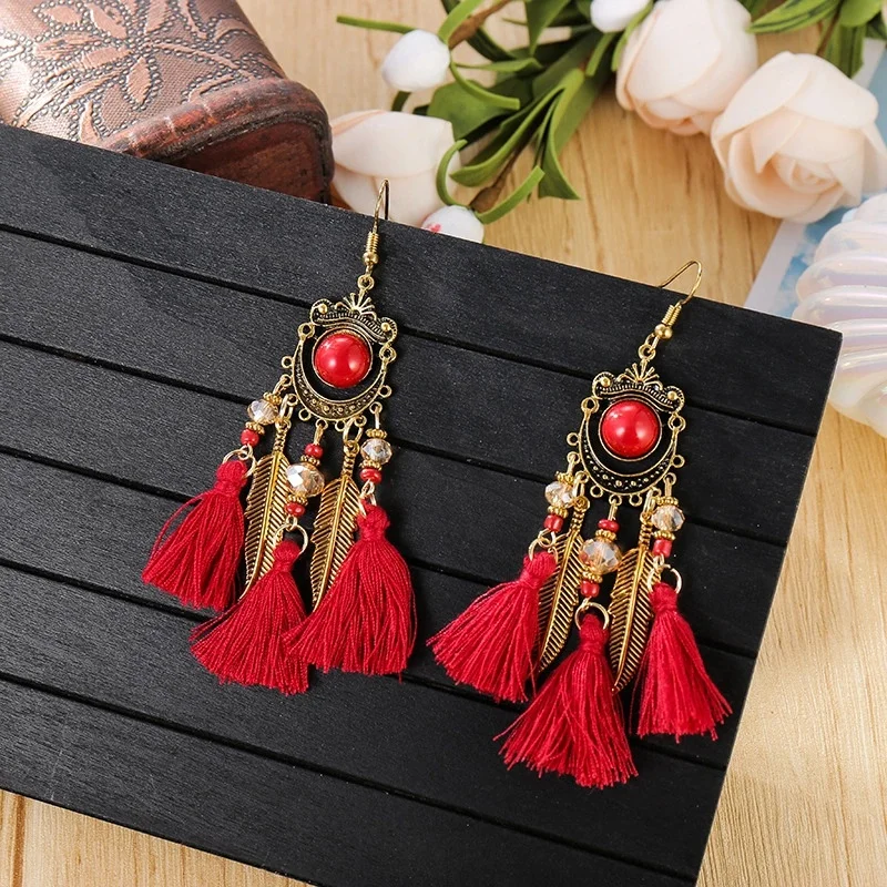 

Bohemian Long Tassel Hanging Earrings Dangle Red Blue Color Crystal Women Drop Earring 2021 Trendy Luxury Jewelry Gift Female