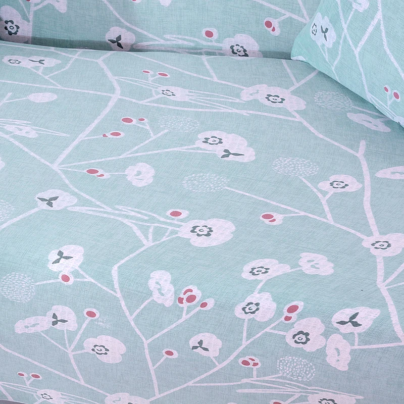 Чехол для дивана плотный с изображением синих цветов универсальный нескользящий