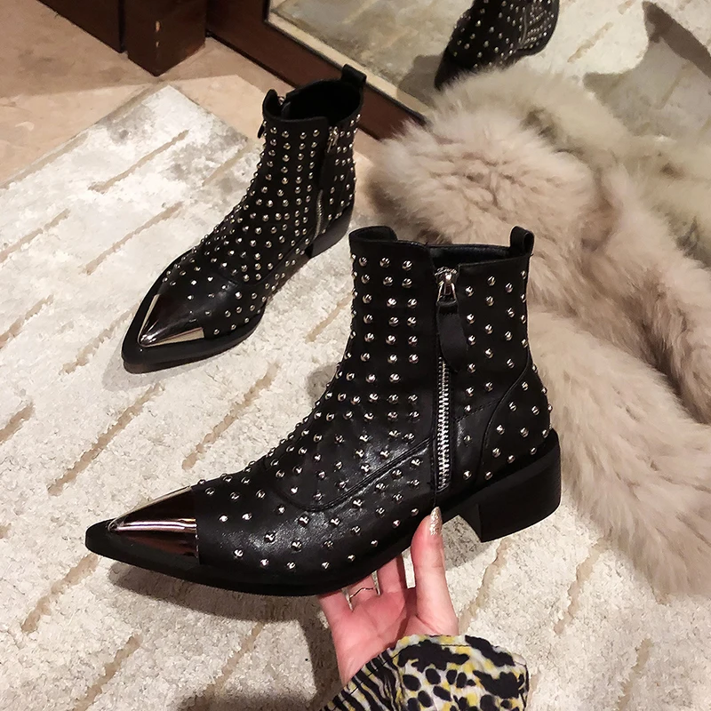 

KemeKiss New Woman Ankle Boots Rivets Zipper Metal Toe Woman Winter Autumn Shoes Fashion Punk Ladies Shoes Footwear Size 34-43