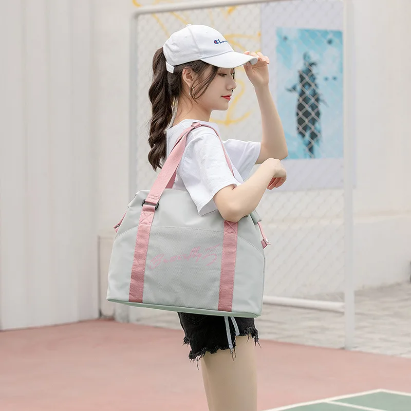 저렴한 건조하고 젖은 분리 여행 가방 여성 단거리 휴대용 스포츠 체육관 가방 숙녀 패션 라이트 휴대용 나들이 더플 백