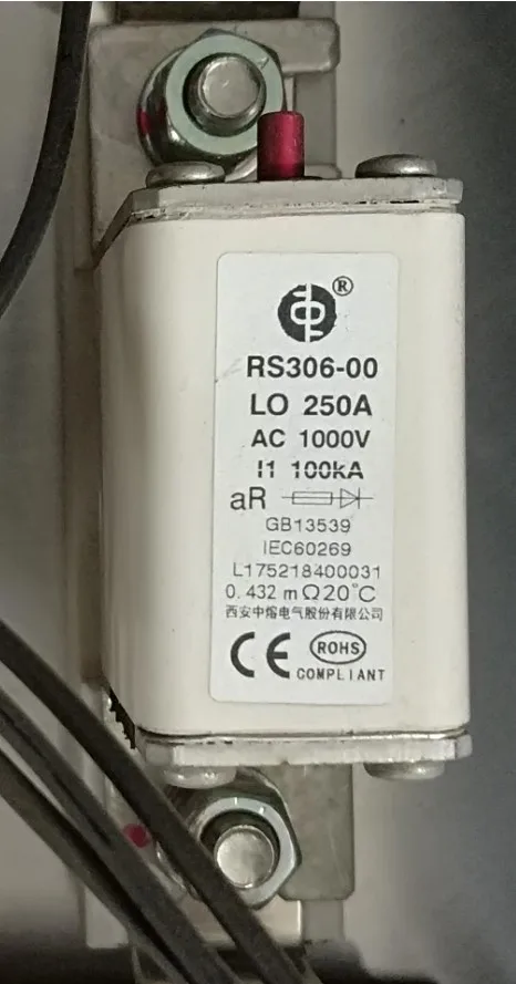 Предохранители: RS306-00-LO-250A AC1000V aR / RS306-3-S1P 1000A 690V RS306-5-2000A PK RS306-5-DIP-3000A 690V-K | Автомобили
