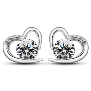 

Женские серьги-сердечки из серебра 925 пробы