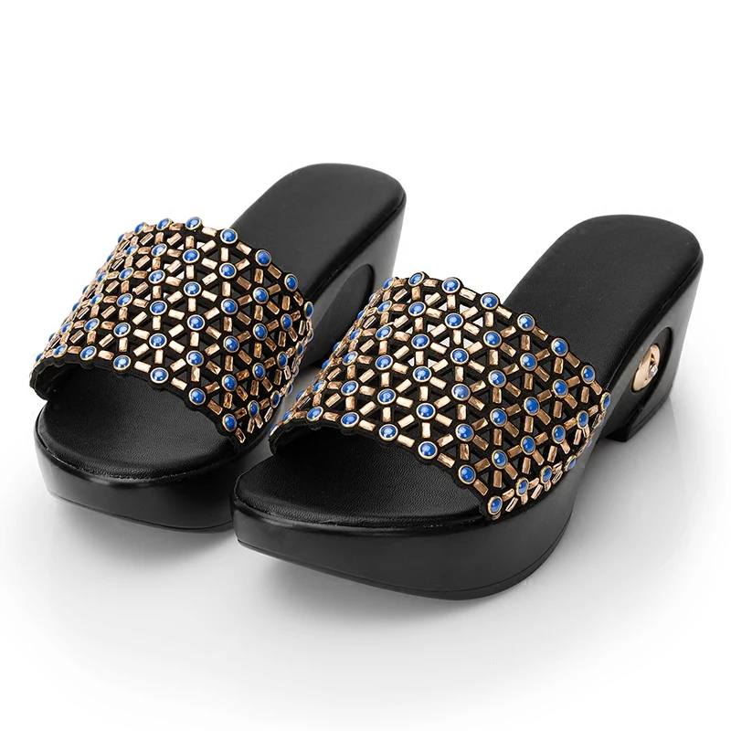 Шлепанцы GKTINOO женские на танкетке летняя обувь со стразами без застежки сланцы с