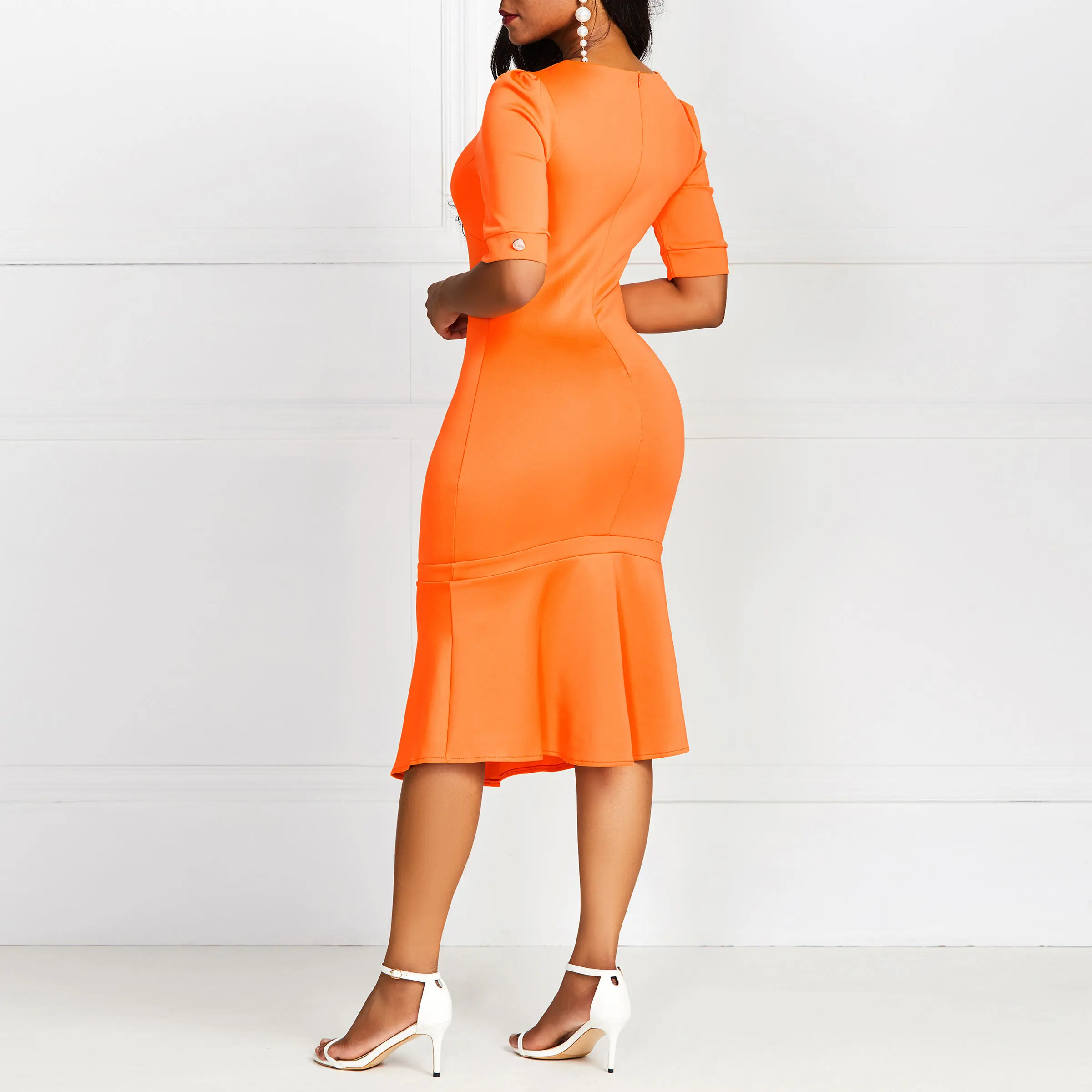 Женское облегающее платье элегантное офисное сексуальное с рюшами в винтажном