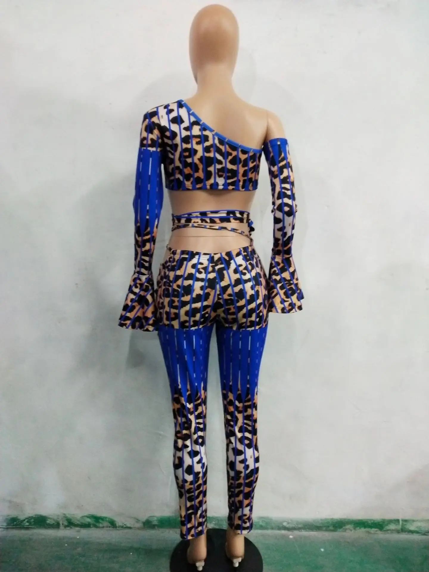 

Two Piece Outfits for Women Sexy Flared Sleeve Hollow Out Bodysuit Outfit Leopard Patchwork Playsuit Wholesale Dropshipping