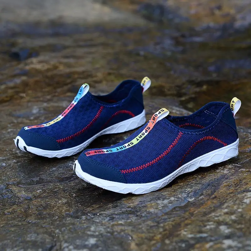 Сетчатые спортивные туфли большого размера мужские и взрослые кроссовки для