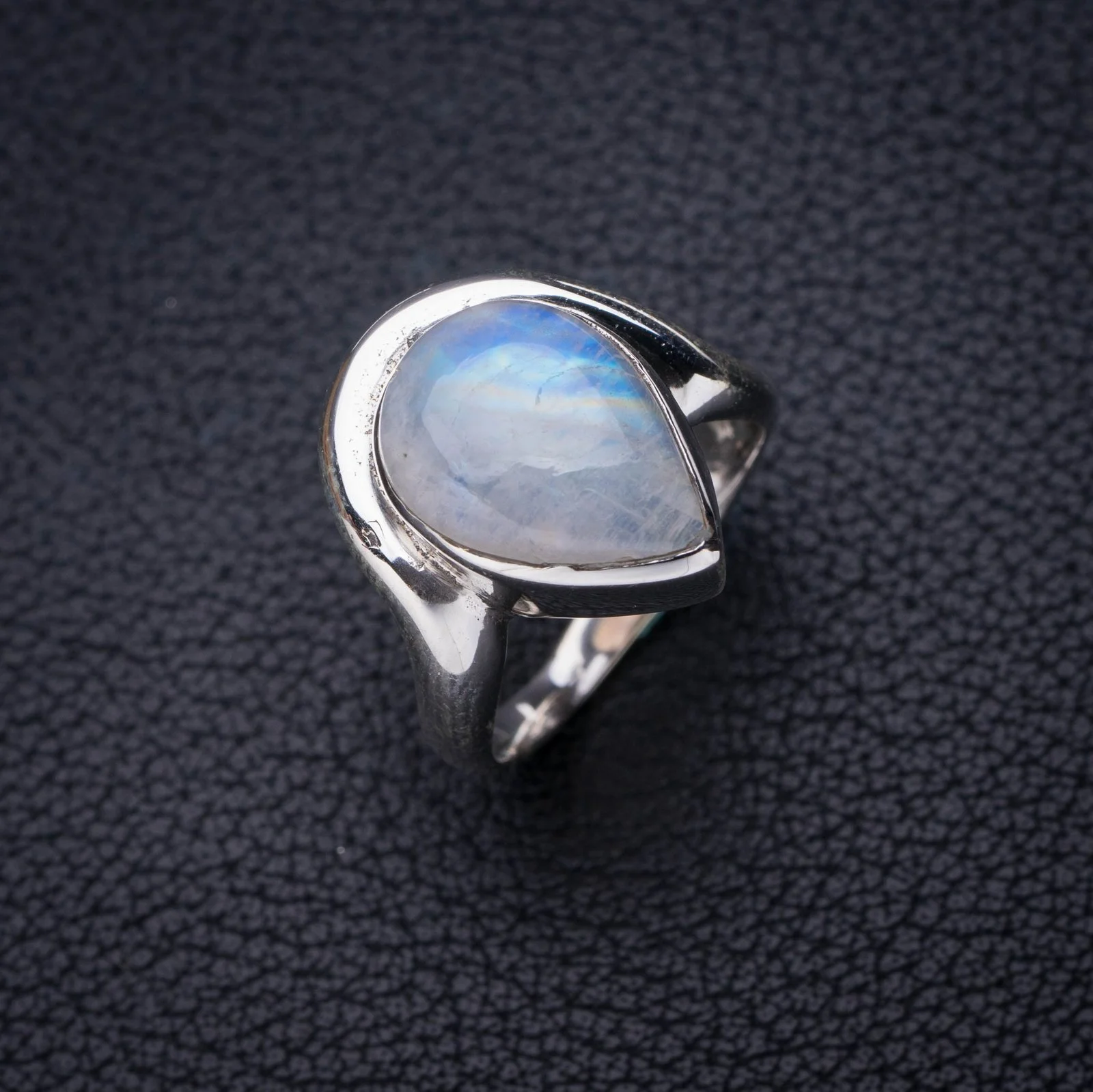 

StarGems Natural Moonstone Handmade 925 Sterling Silver Ring 6.5 E7226