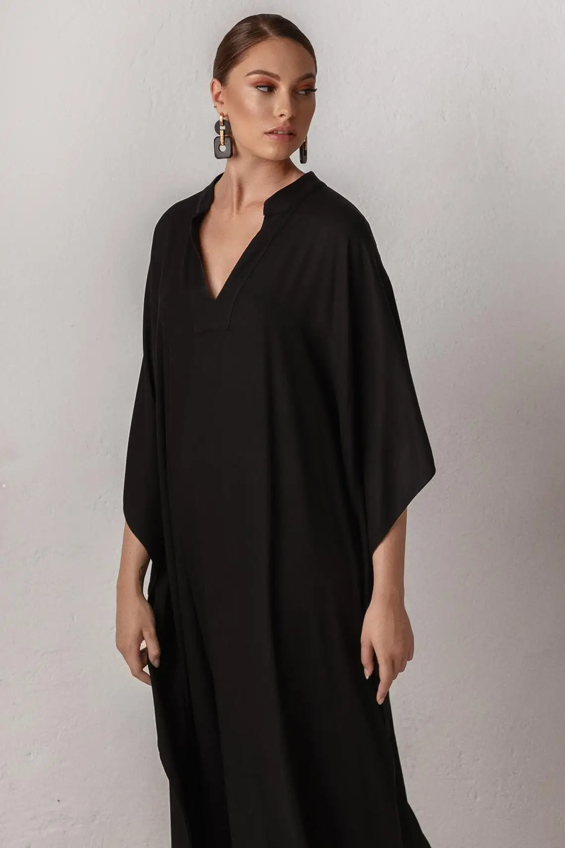 Пляжная накидка свободное летнее платье новинка 2021 черное праздничное с