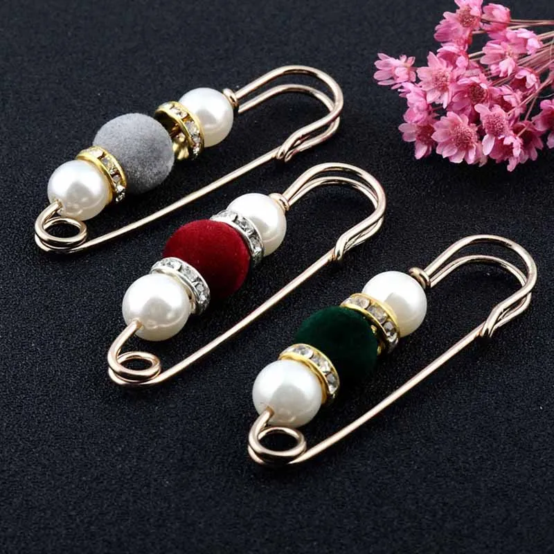 

BTWGL Fashion Women'S Imitation Pearl Brooch Classic Charm High Quality Accessories Simple Flocking Beads Brooch Wild Models