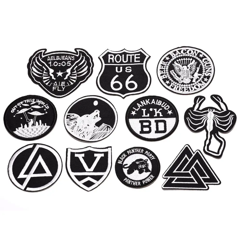 Вышитая черно-белая швейная линия Alien Scorpion с крыльями головы волка вышитая