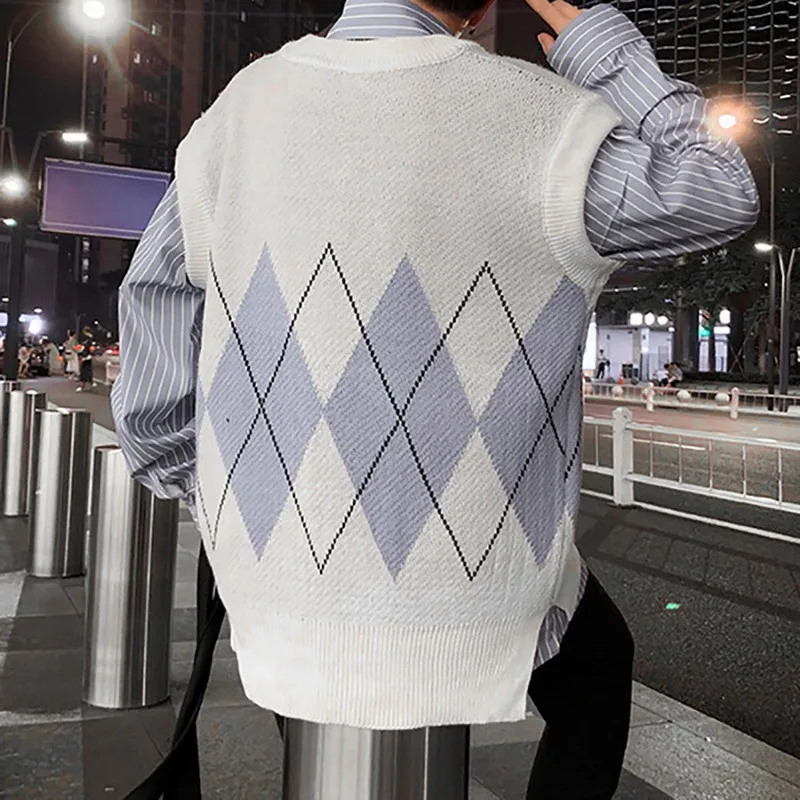 

MoneRffi Sweater Vest Men V-neck Shrug Argyle Knitted Couples Ins Plus Size Oversize Harajuku Vest Ins Chic Korean Style Leisure