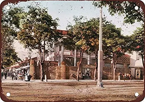 

Jesiceny Great Tin Sign Aluminum Caution Do Not Play On, in Or Around Container Outdoor & Indoor Sign Wall Decoration 12x8 INCH