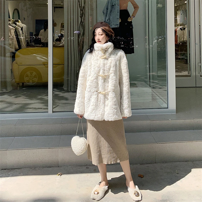 White Soft Plush Faux Lambswool Teddy Jacket Coat Female Winter 2021 New Korean Loose Thicken Imitation Sheep Shearing Fur Coat