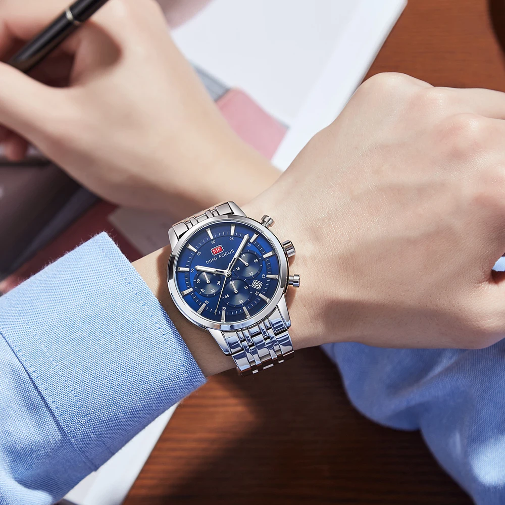 Часы мужские Кварцевые водонепроницаемые со стальным ремешком и 3 часовыми