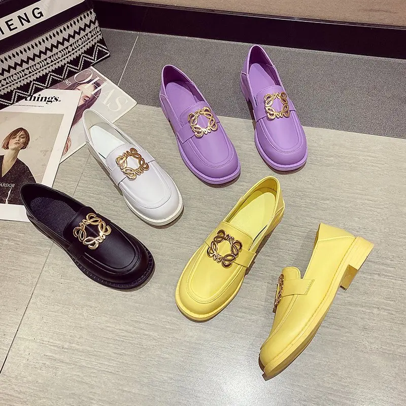 

Autumn Flats Women Shoes Loafers PU Leather Women Flats Slip On Women's Loafers Female Moccasins Shoes Plus Size 35-40