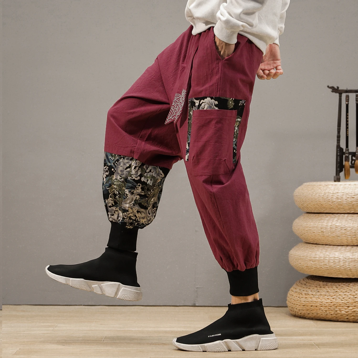 

Шаровары Tang, модные штаны кунг-фу, Спортивные Повседневные Этнические красные Модные мужские штаны в китайском уличном стиле, штаны-фонарик...