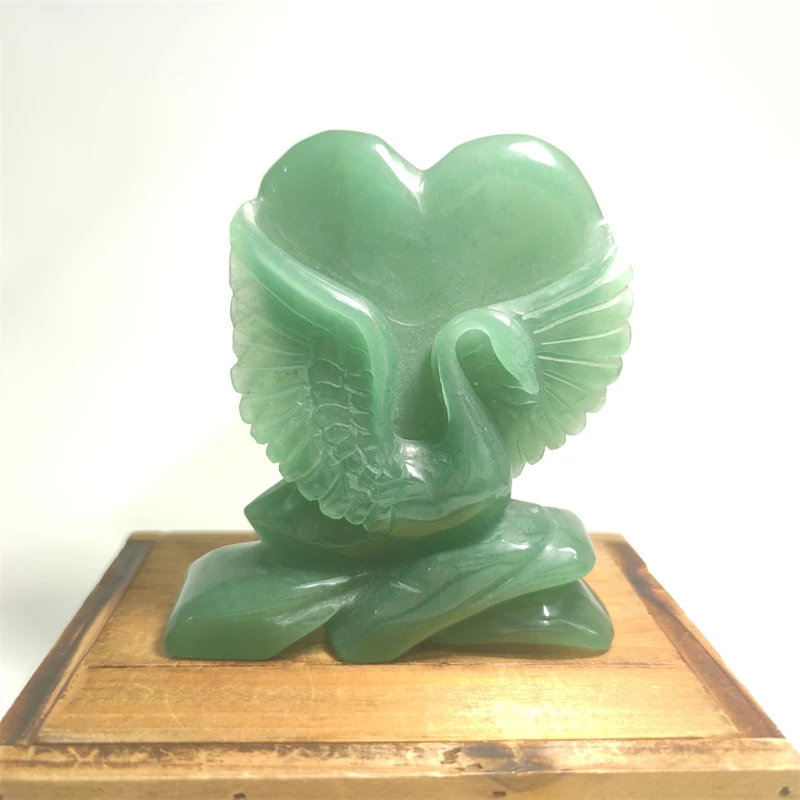

Natural High Quality Aventurine Quartz Ornaments Hand Carving Crystal Swan For Gift ZJL