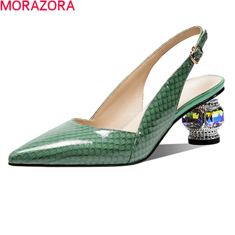

Women's Shoes