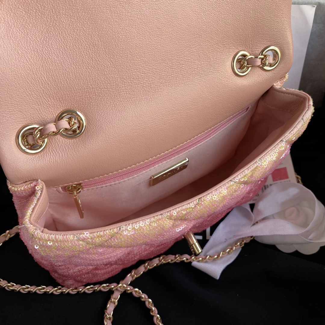 

2021 New Lady Hand Bag Fisherman Bead Piece Gradient Mermaid Women Bling Embroidered Shiny