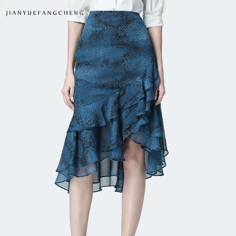 Летнее платье миди шифоновые женские юбки синего цвета с узором под змеиную кожу