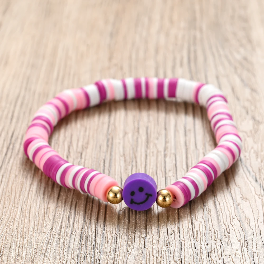 Браслет женский ручной работы с бусинами-смайликами из глины | Украшения и