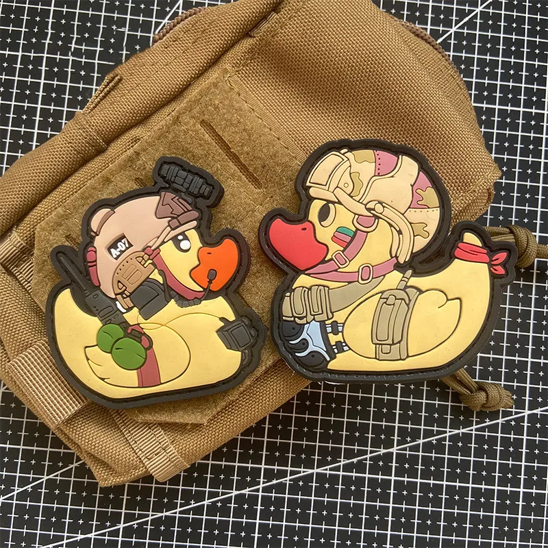 

3DPVC Cute Tactical Duck Patches Rubber Little Yellow Duck Morale Chapter Velcro Chapter Three-dimensional Bump Backpack Patch