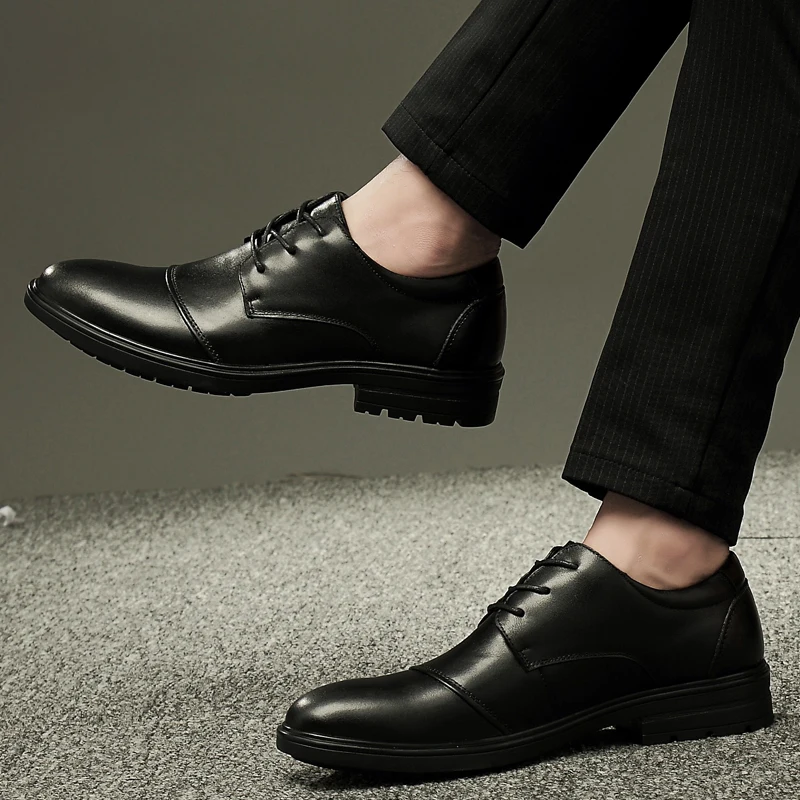 

Men Dress lace up Formal Genuine Leather Oxford Shoes For Men Luxury Formal Shoes Men Italian Fashion Mens Office Oxford shoes