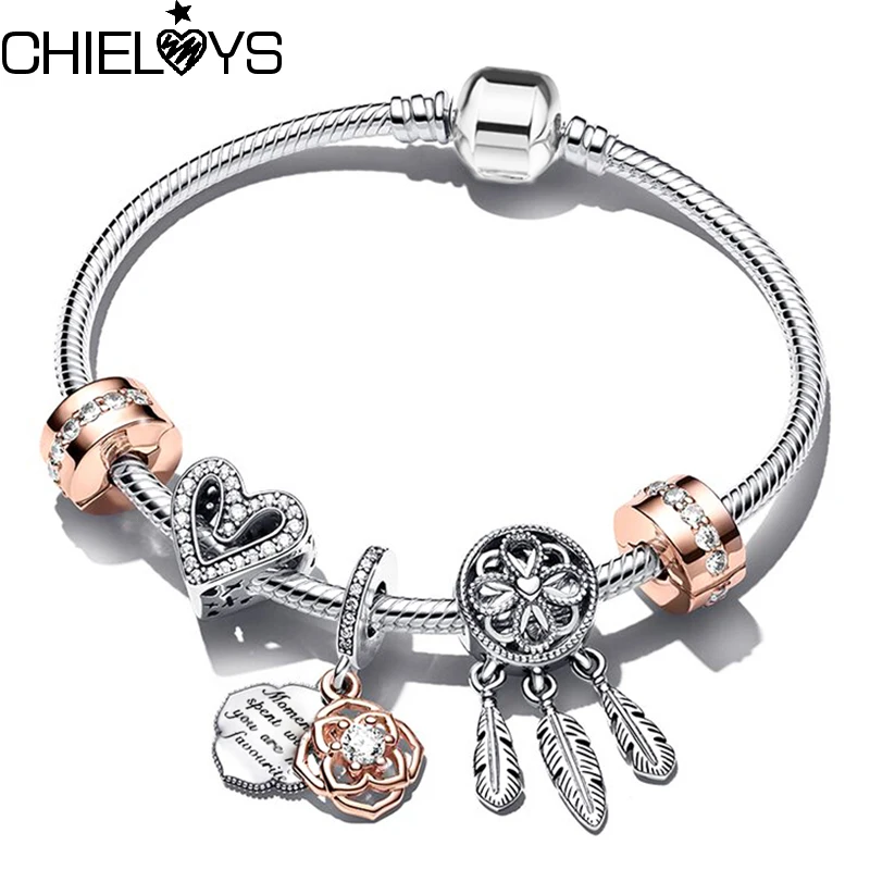 

Женский браслет-цепочка со змеиным плетением и бусинами