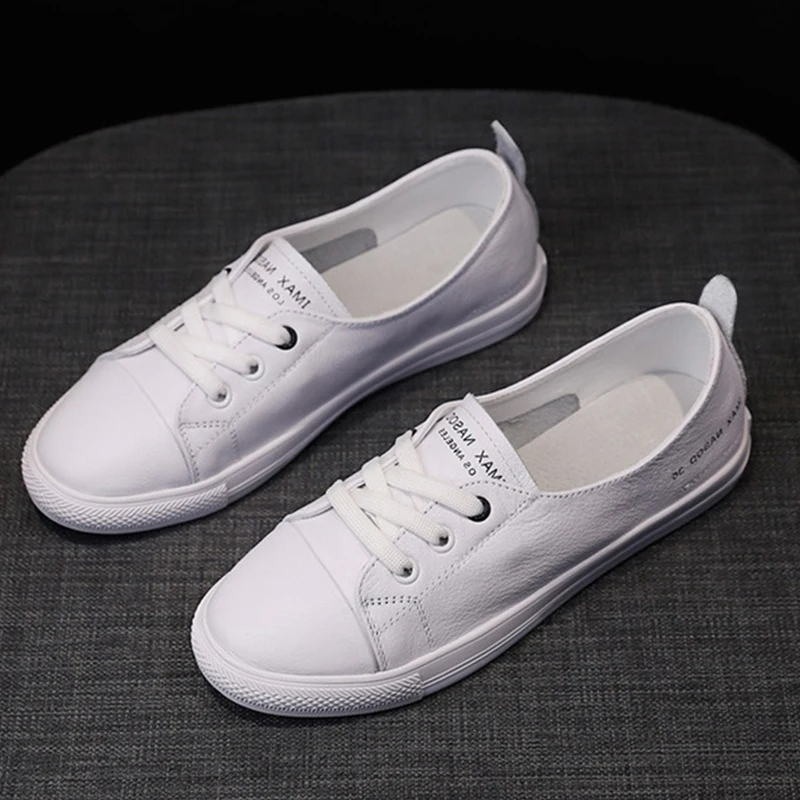 Женские кроссовки из искусственной кожи Вулканизированная подошва на шнуровке