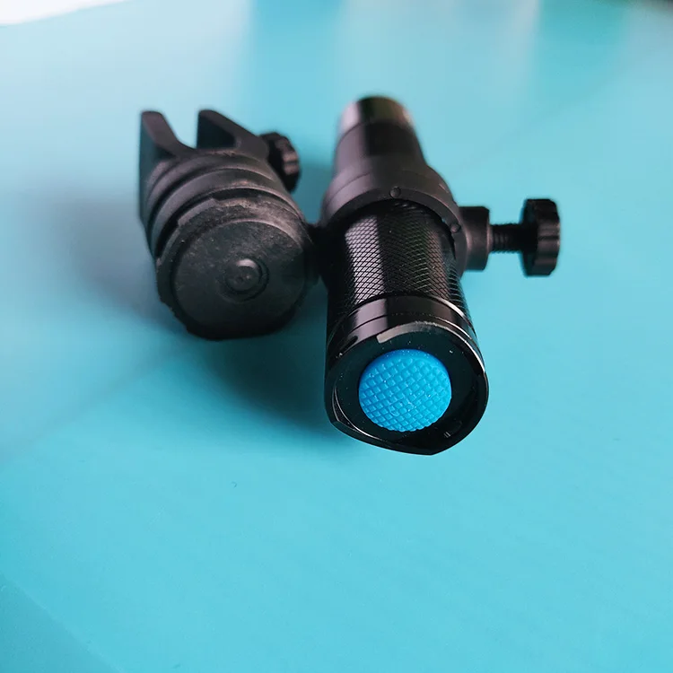 Миниатюрный взрывозащищенный фонарик JW7302 для пожарных и электроэнергетических служб: мощное освещение для маленького обслуживания и аварийной сигнализации.