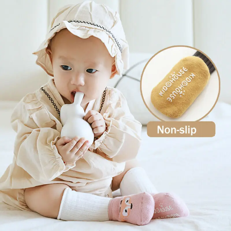 Новые детские рождественские зимние милые Мультяшные нескользящие носки для