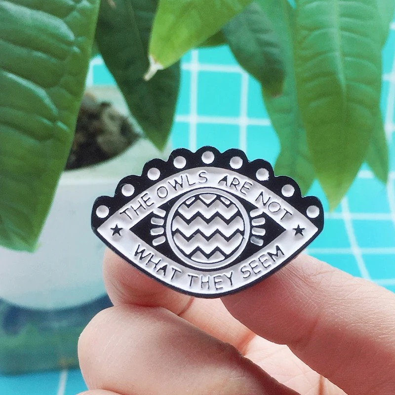 Черные глаза похожие на совы это не то что они выглядят значок личность модный