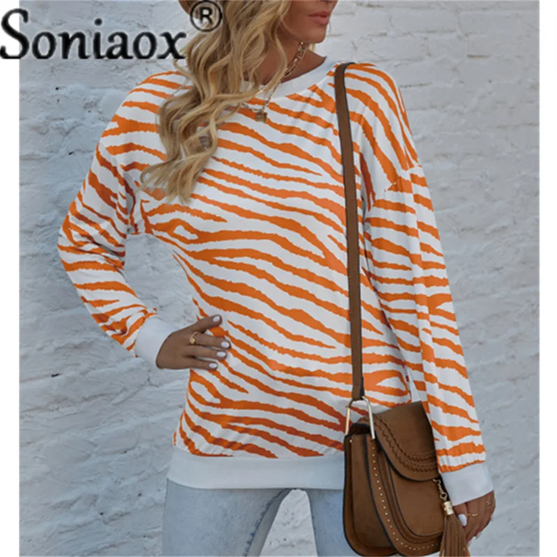 

2021 Autumn Women New O-Neck Tops Casual Loose Splice Tie-Dye Zebra Printing Long Sleeve T-Shirts Ladies Cotton Streetwear Tees