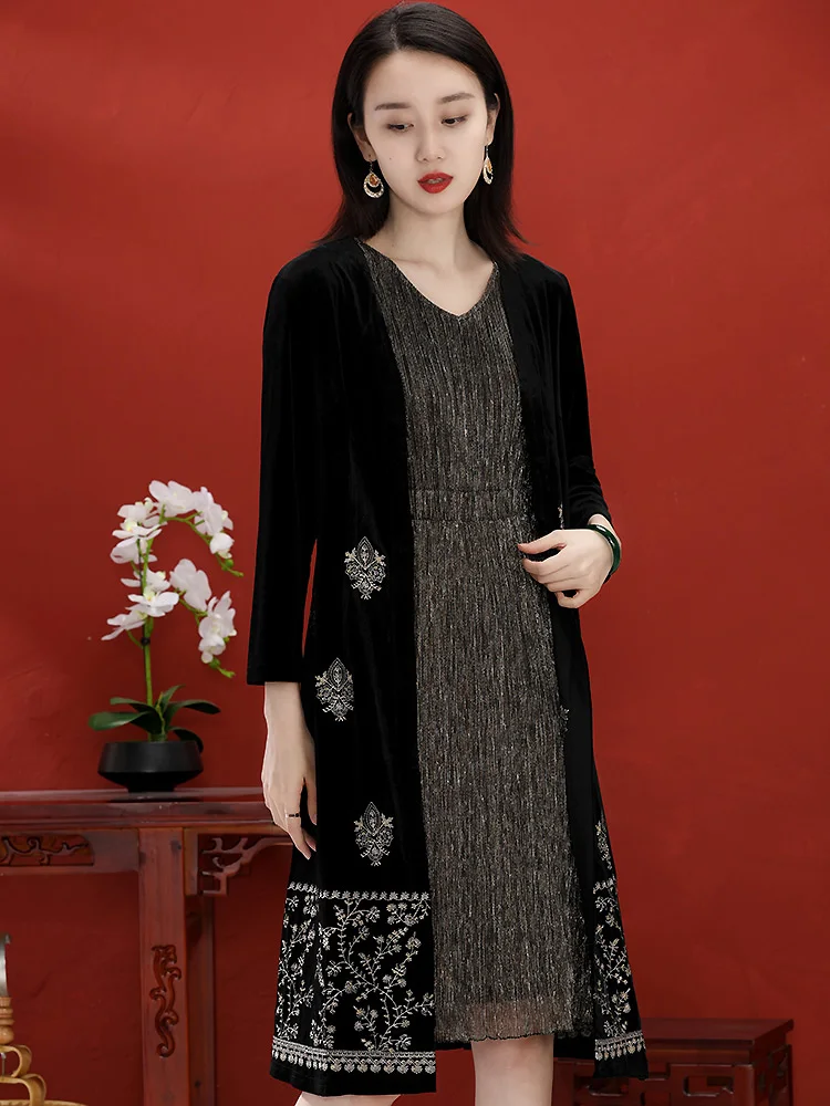 

Long Coats XXXXL 2021 Autumn Winter Outwears Women Luxurious Embroidery Single Buttons Long Sleeve Black Cardigan Jackets Female