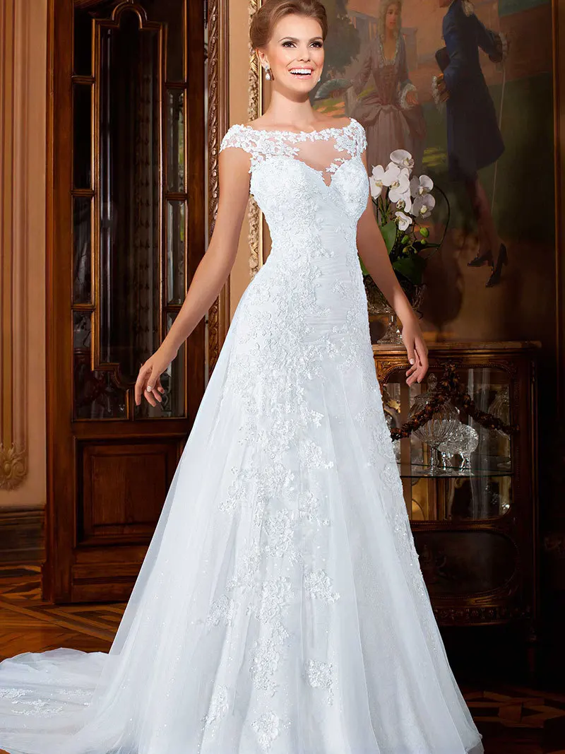 Женское винтажное свадебное платье белое кружевное ТРАПЕЦИЕВИДНОЕ с открытой