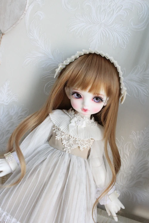 

BJD Doll dress suitable for 1-4 1-6 size fashionable dress with white headband doll accessories
