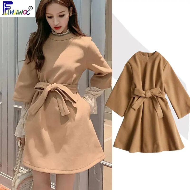 Базовое мини платье на зиму и весну женское модное милое черное с бантом из ленты