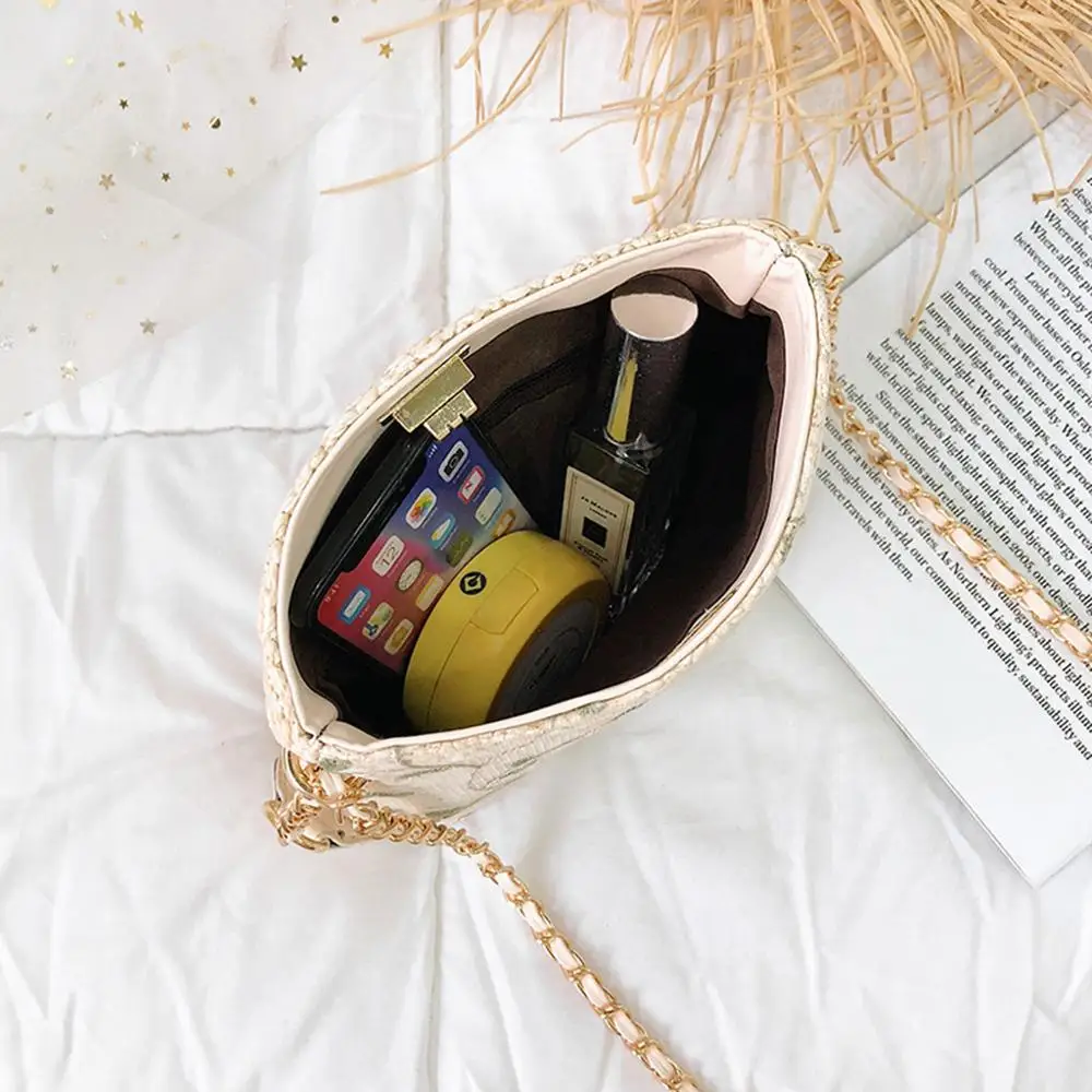 Женская сумка мессенджер с квадратным кружевным плетением простая стильная