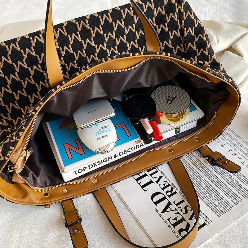 

New Winter Black Large Tote Bags For Women 2020 Solid Color Letter Crossbody Shoulder Female Bag Luxury Pu Leather Shopper Bag