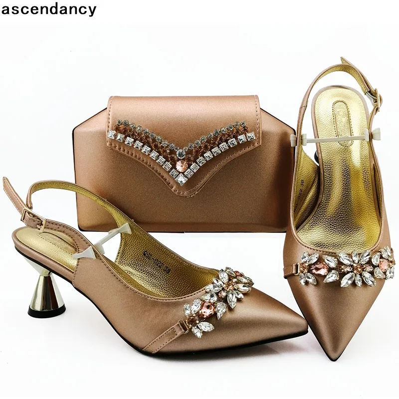 Новый комплект из сумки и туфель в африканском стиле синяя сумка обувь