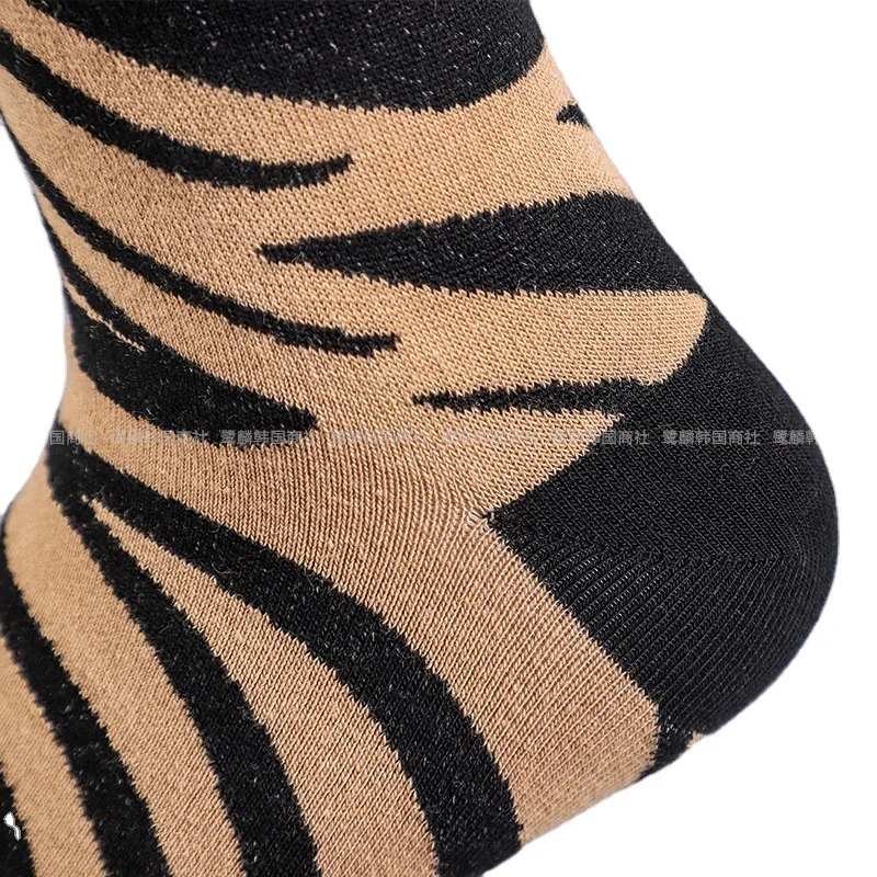 Women Socks Cotton Zebra Stripe Cartoon Sock Woman Colorful Unisex High Funny Novelty Sox Spring Autumn Female Trendy Skarpetki