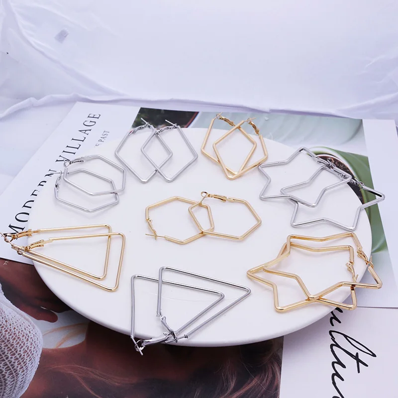 Серьги-кольца большие геометрические Серебристые/золотистые 4 шт. | Украшения и