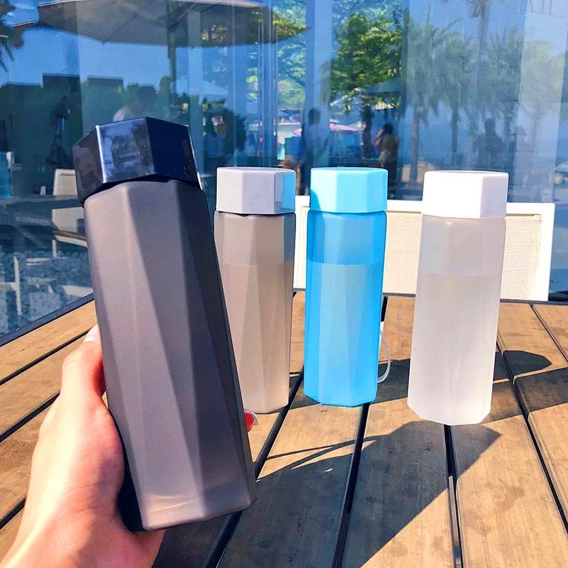 

380ML Frosted Water Bottles, Three-Dimensional Cutting Plastic Tea Bottle Portable with Handle 4-Color Crystal