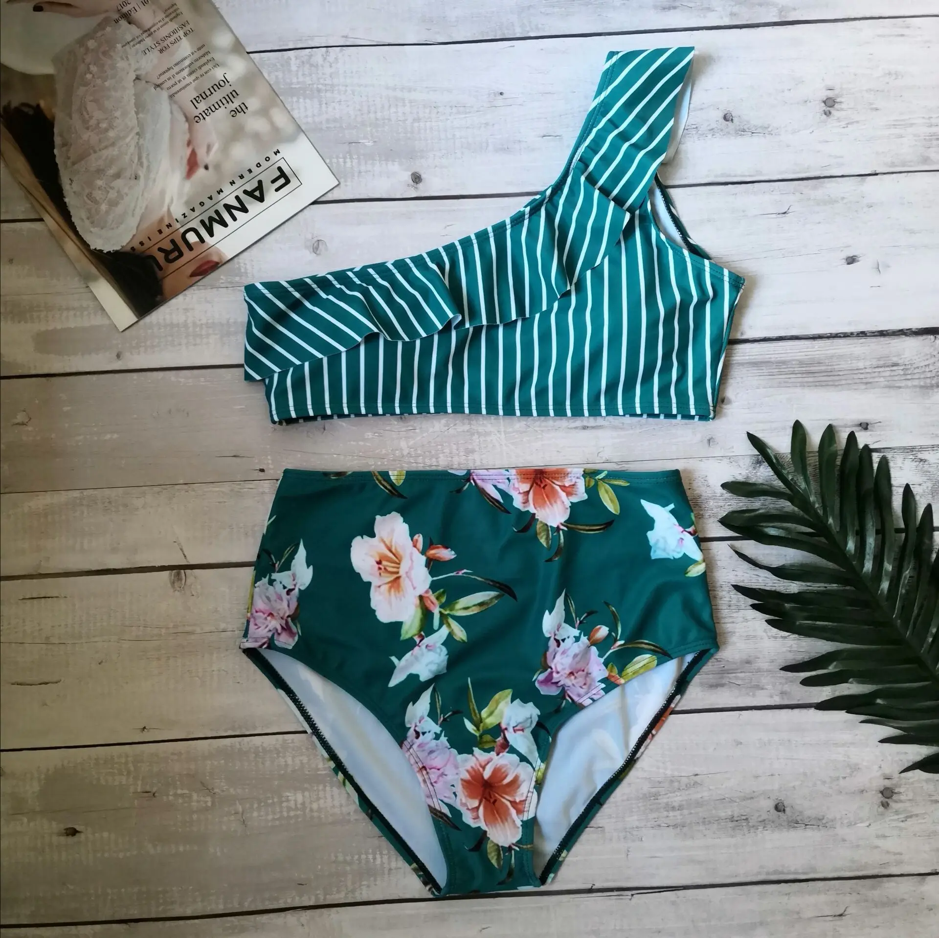 

2021 Ladies Summer Beachwear Printed One-shoulder Swimsuit High Waist Brazilian Bikini Set Swimsuit