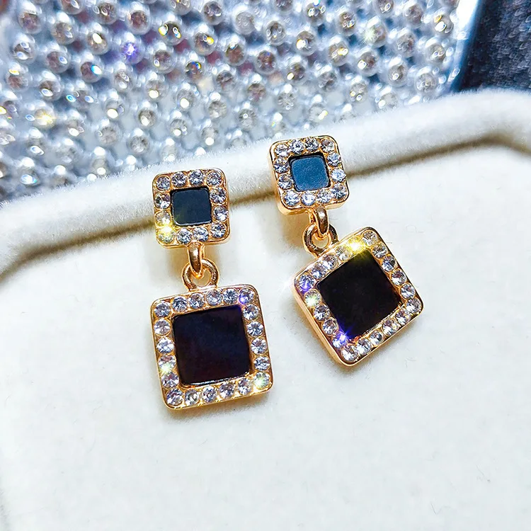 

Gold Color Square Pave Inlaid Zircon Earring for Women Charm Elegant Temperament Drop Eearrings Jewelry Brincos Pendant