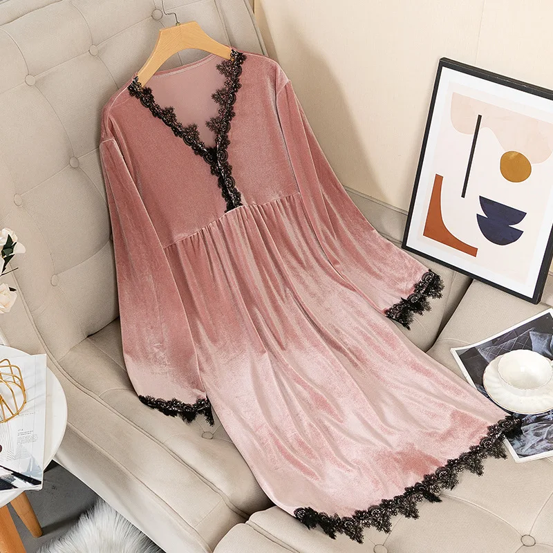 

Осенняя женская ночная рубашка, мягкая велюровая ночная рубашка с кружевной отделкой, пикантная одежда для сна с V-образным вырезом, бархатн...