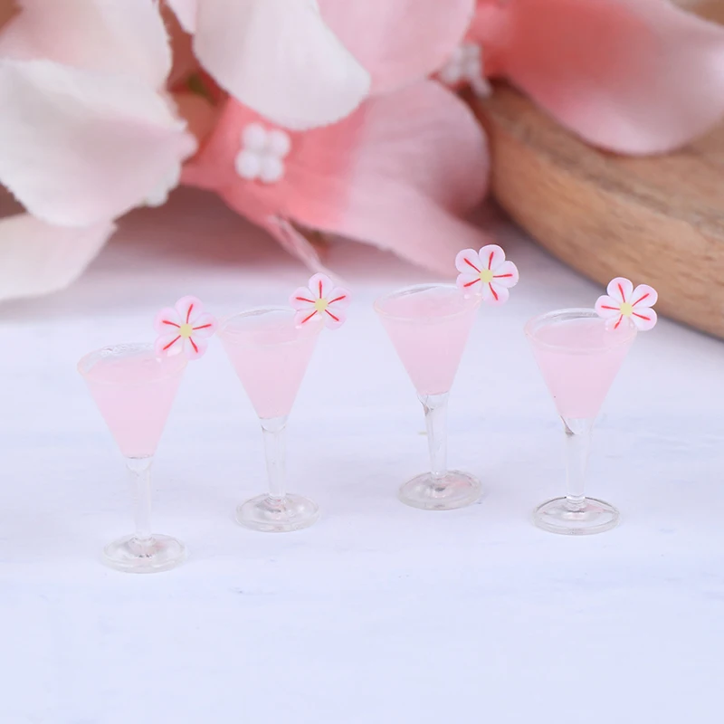 

4Pcs 1/12 Dollhouse Miniature Cocktail Cup Drink Glass Model Toy Dollhouse Decor Diy Cute Furniture Toys