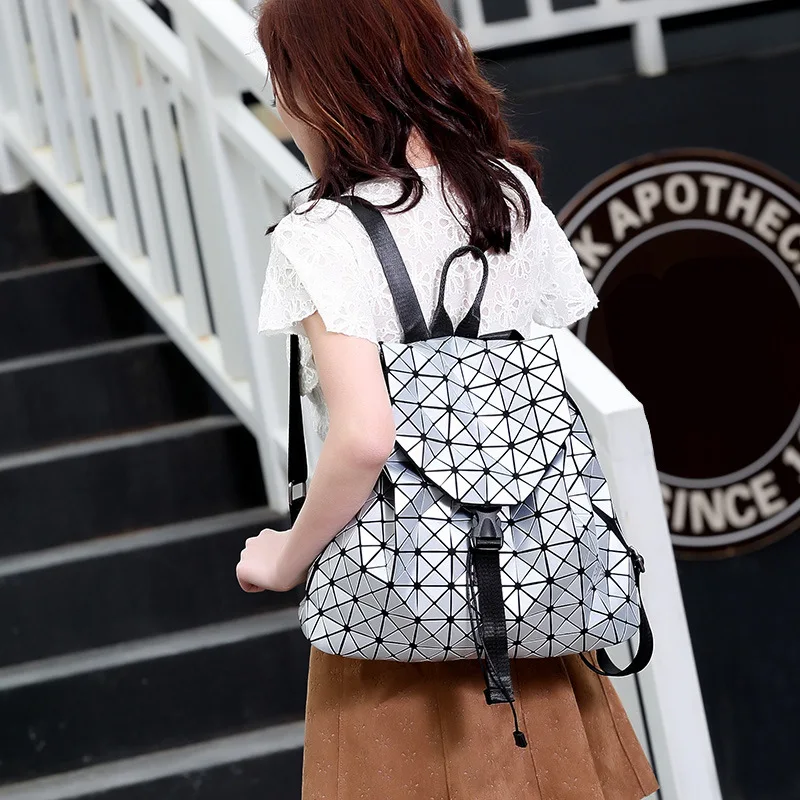 

Women's Backpack Large Diamond Lattice Bag Style Sequins Mirror Laser Bag Geometric Joint Rucksack School Bag Folding Female Bag