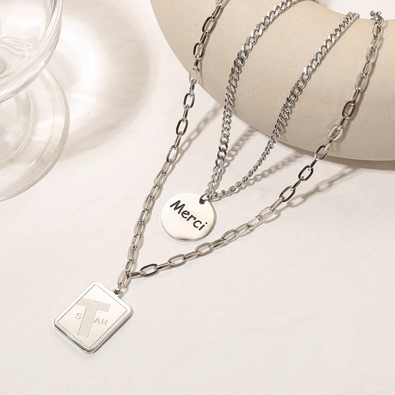 

Punk Hip-hop Stainless Steel Fashion Ladies Pendant Necklace Niche Light Luxury Clavicle Chain Men and Women Choker Necklace