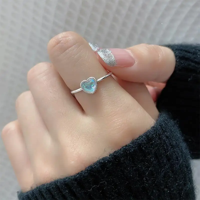 

Vintage Moonstone Heart Rings for Women White Gold Color Open Ring Wedding Promise Rings Fashion Female Engagement Jewelry Gifts